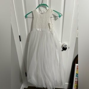 David’s Bridal Flower Girl Dress